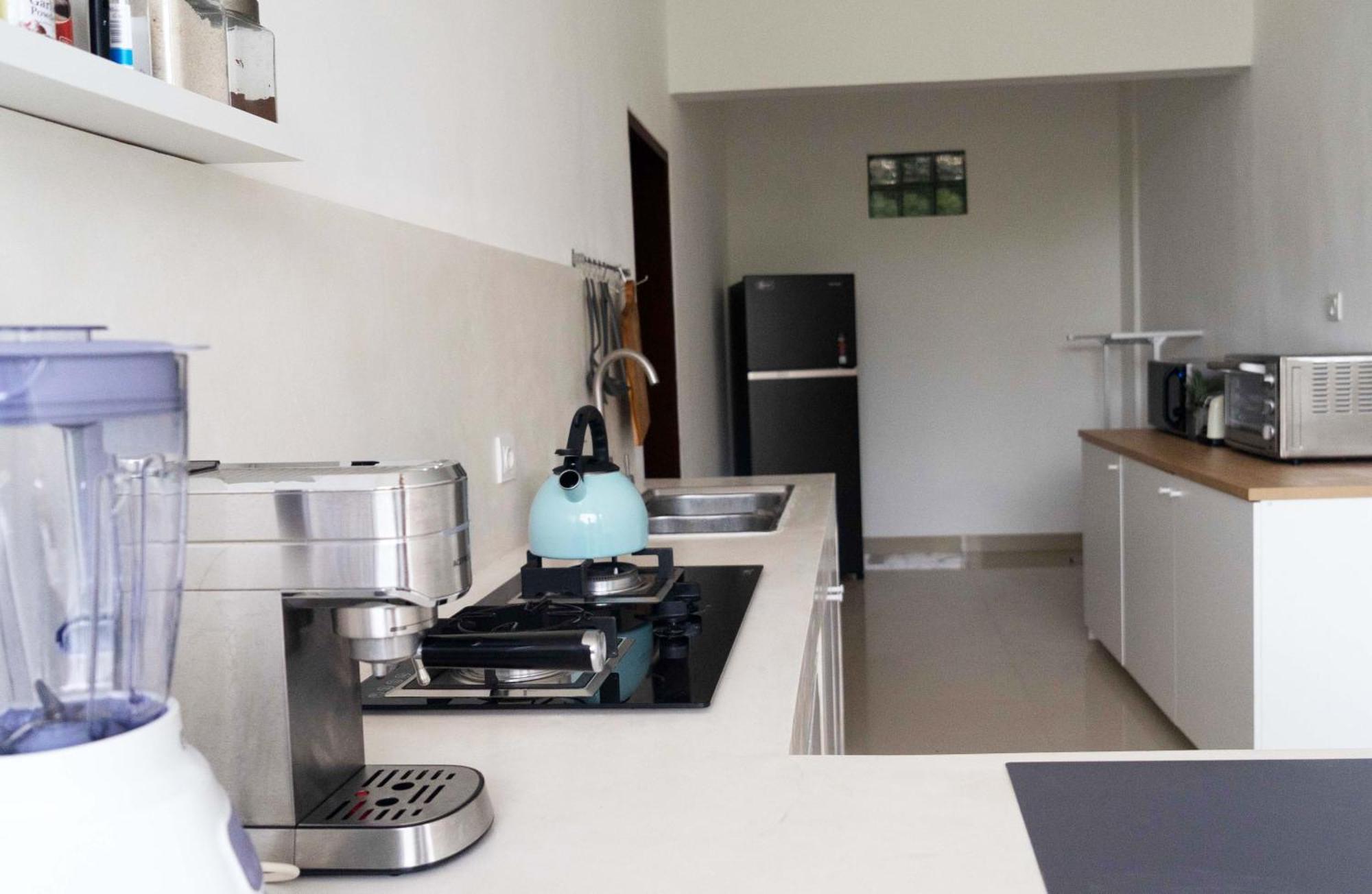 Shortcut Breeze Guest House Canggu Esterno foto