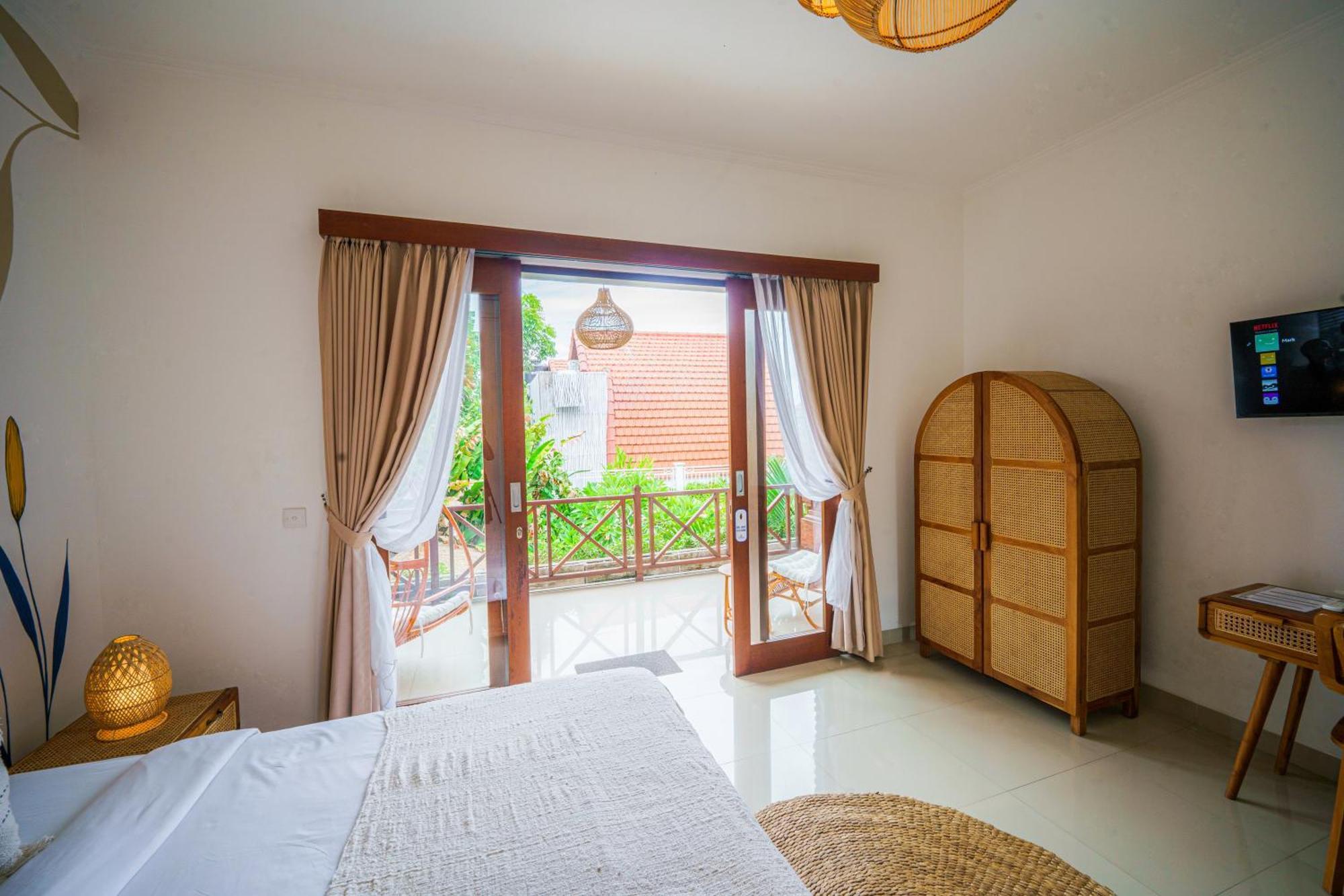 Shortcut Breeze Guest House Canggu Esterno foto